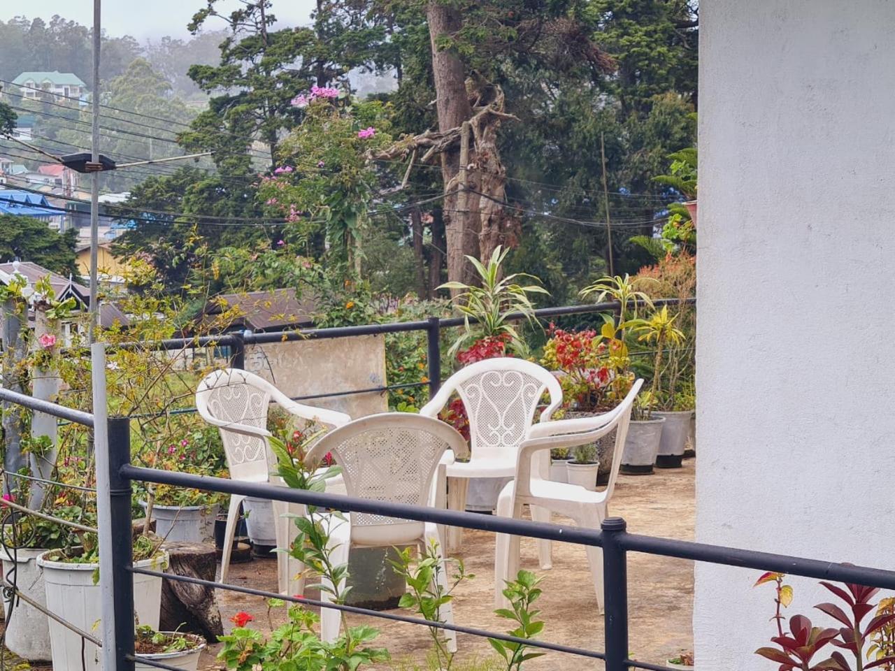 Sasru Holiday Home Nuwara Eliya Bagian luar foto