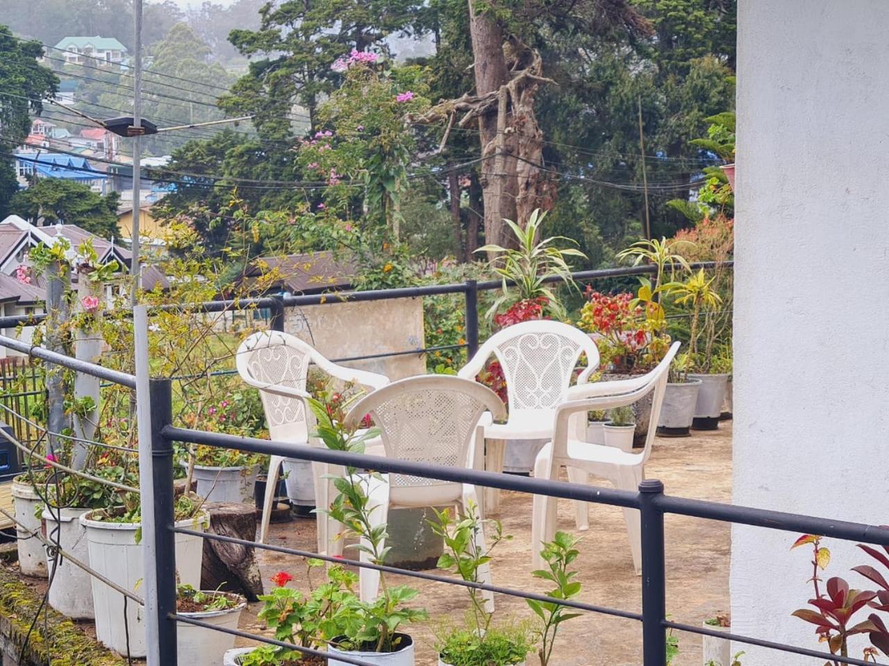 Sasru Holiday Home Nuwara Eliya Bagian luar foto