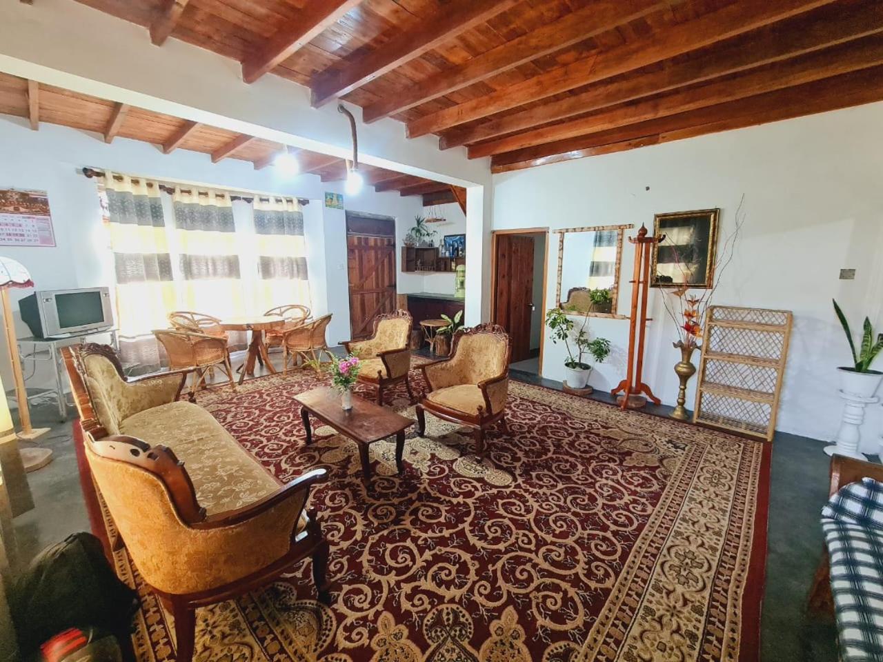 Sasru Holiday Home Nuwara Eliya Bagian luar foto